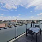 Appartement Contemporain 3 Avec Vue Sur Canal, Parking Et Internet A - Fr-1-584-343