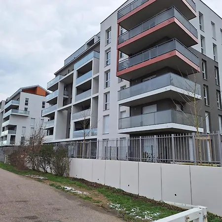 Contemporain 3 Avec Vue Sur Canal, Parking Et Internet A - Fr-1-584-343 Apartmán Nancy